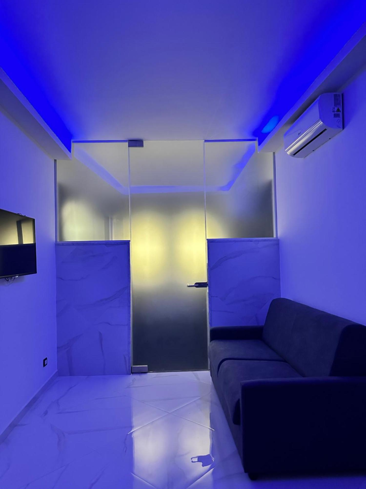 Apartamento La Dimora Di Dominique Bari Exterior foto